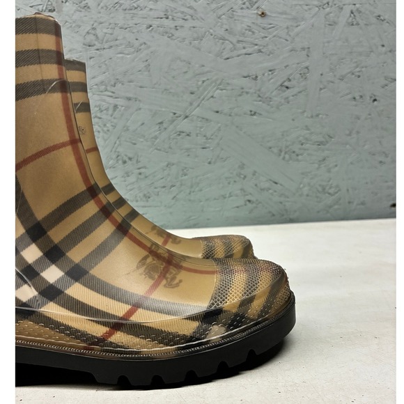 Burberry Women's IT 38 Rain Boots Nova Check Ankle Beige Black Red Rubber - Picture 4 of 15